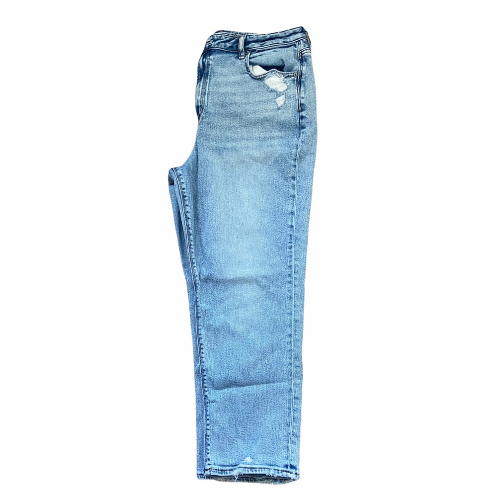 American Eagle mom jeans